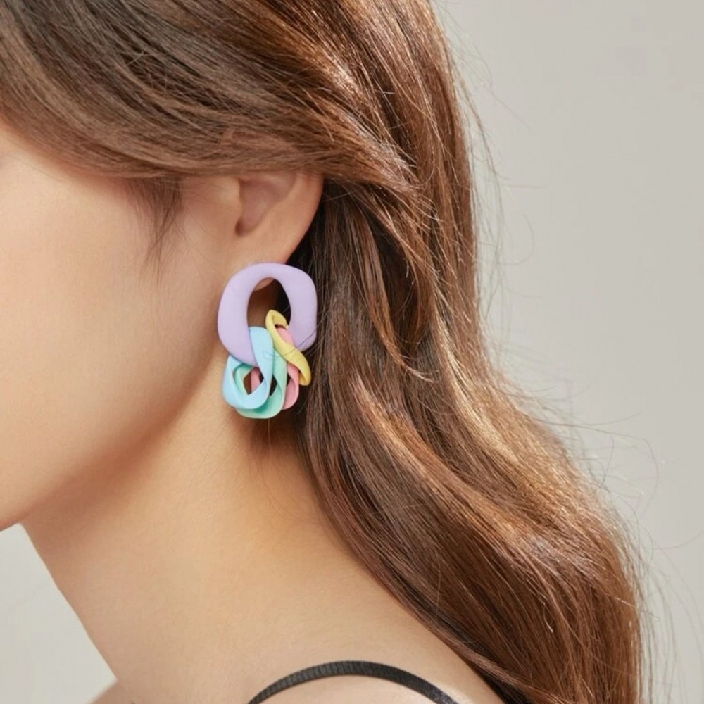 Geometric Decor Drop Earrings
